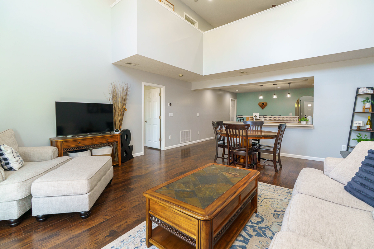 543 Corbel Dr-13