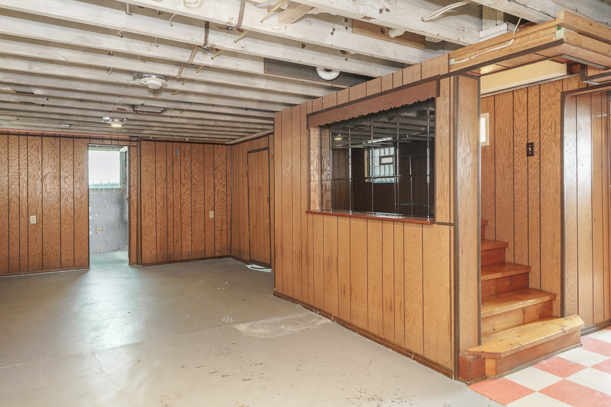 54 Webster Park Ave-37