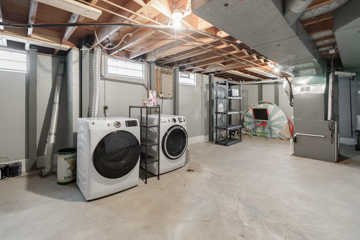 5566 Driftwood Rd-8