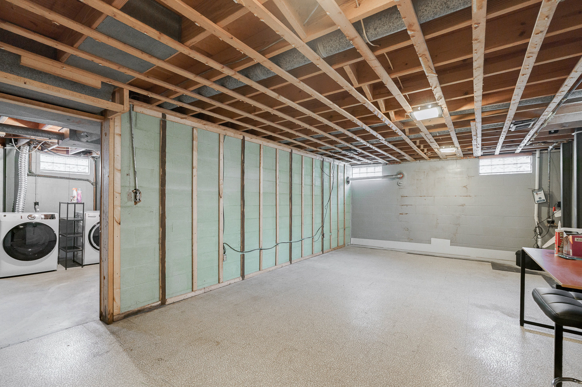 5566 Driftwood Rd-9