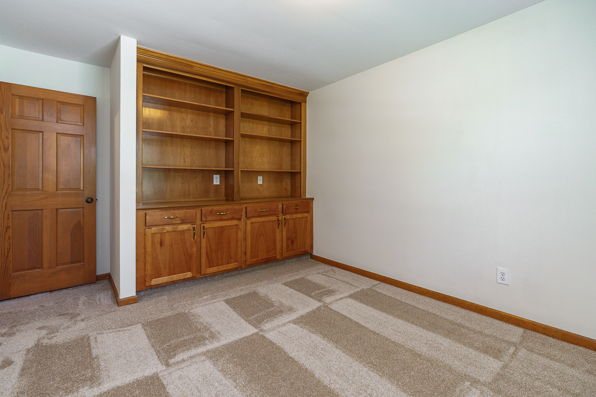 5641 Davidson Rd-21