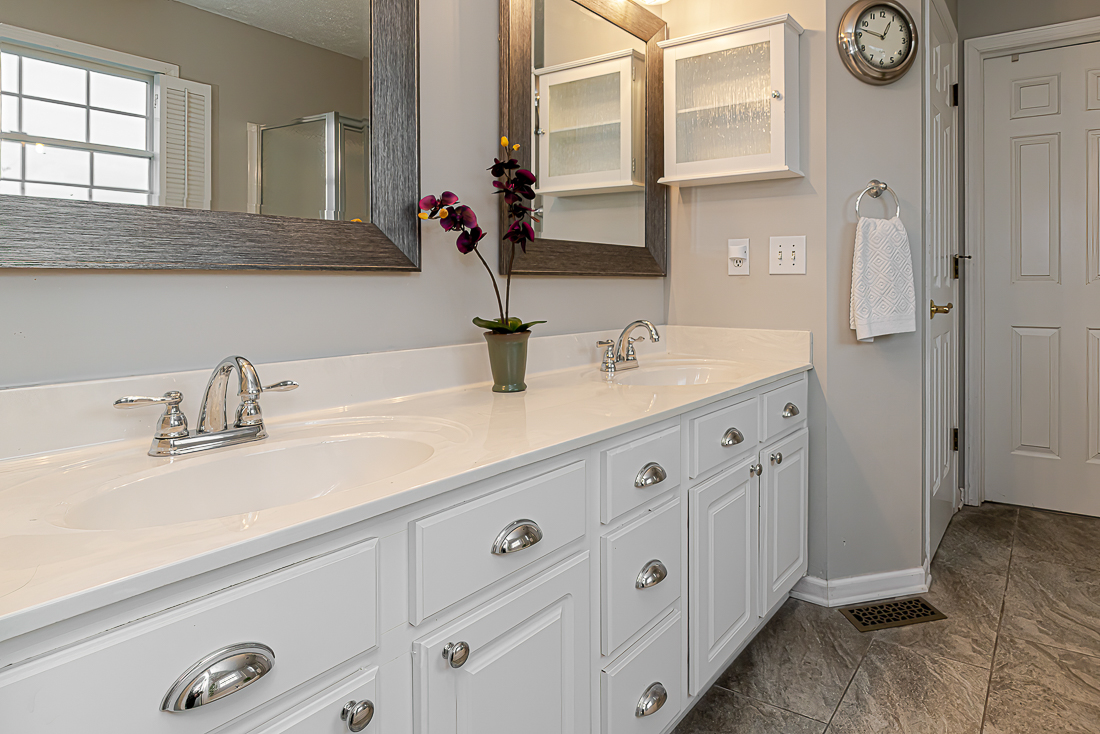 5794 Burnett Dr. N -36