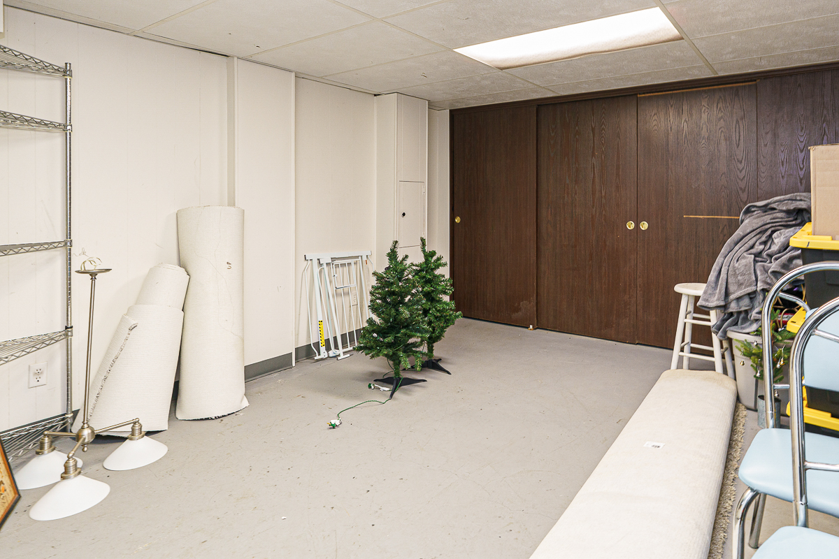 5861 Effingham Rd-31