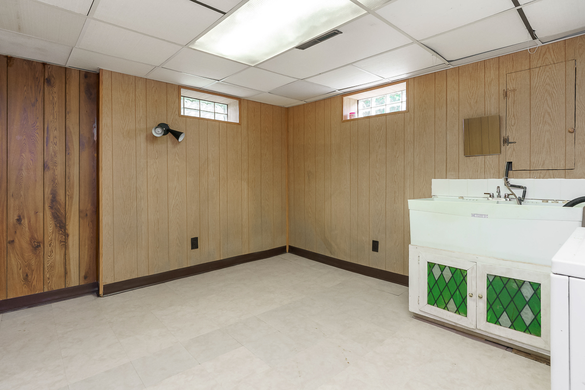 6297 Barberry Hollow-14