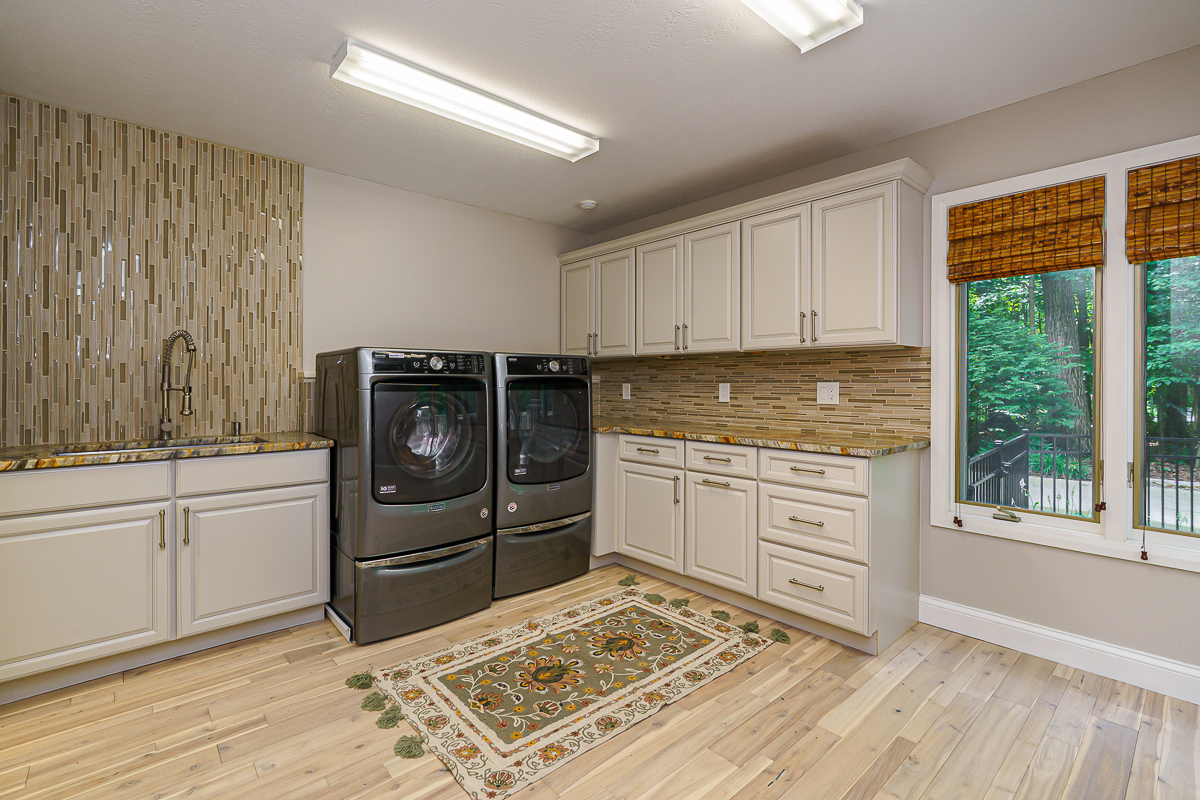 630 Woods Hollow Ln-70