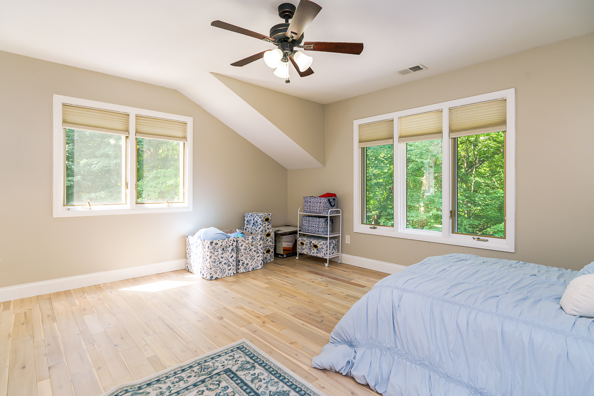 630 Woods Hollow Ln-91