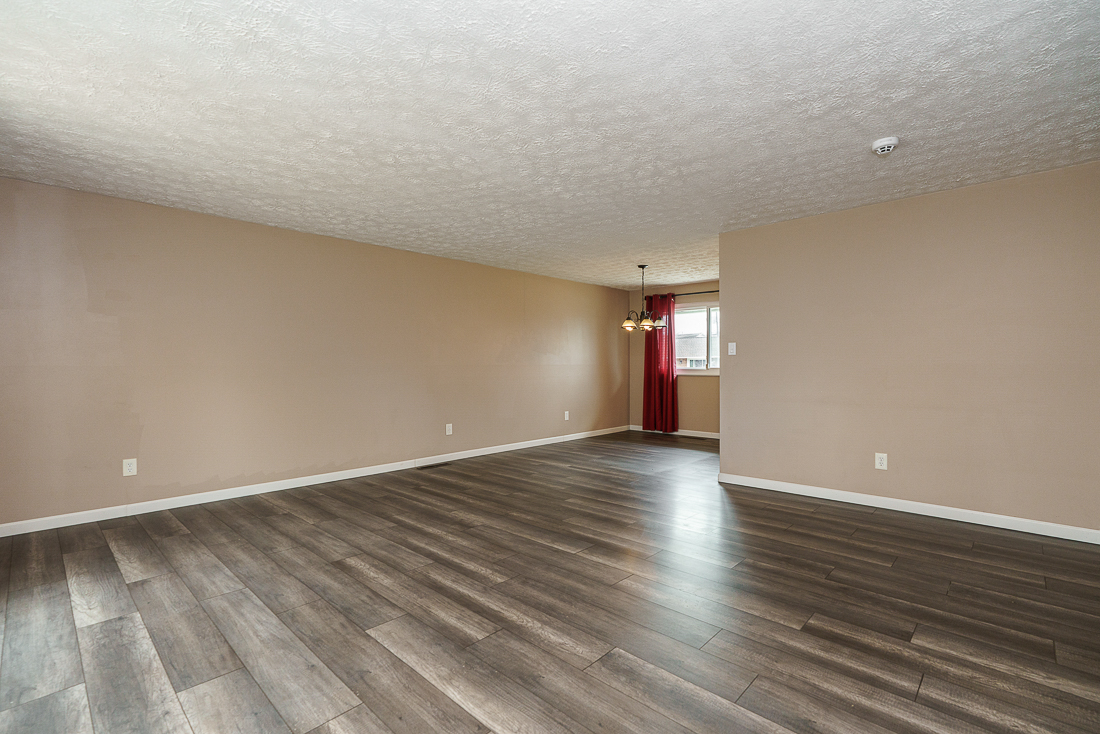 6328 Roselawn Ave-21