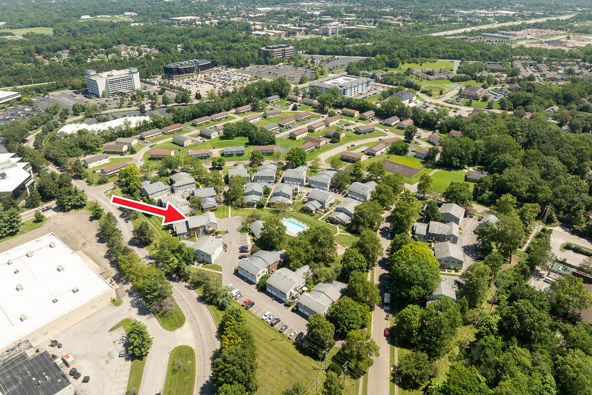 6357 New London Dr-3