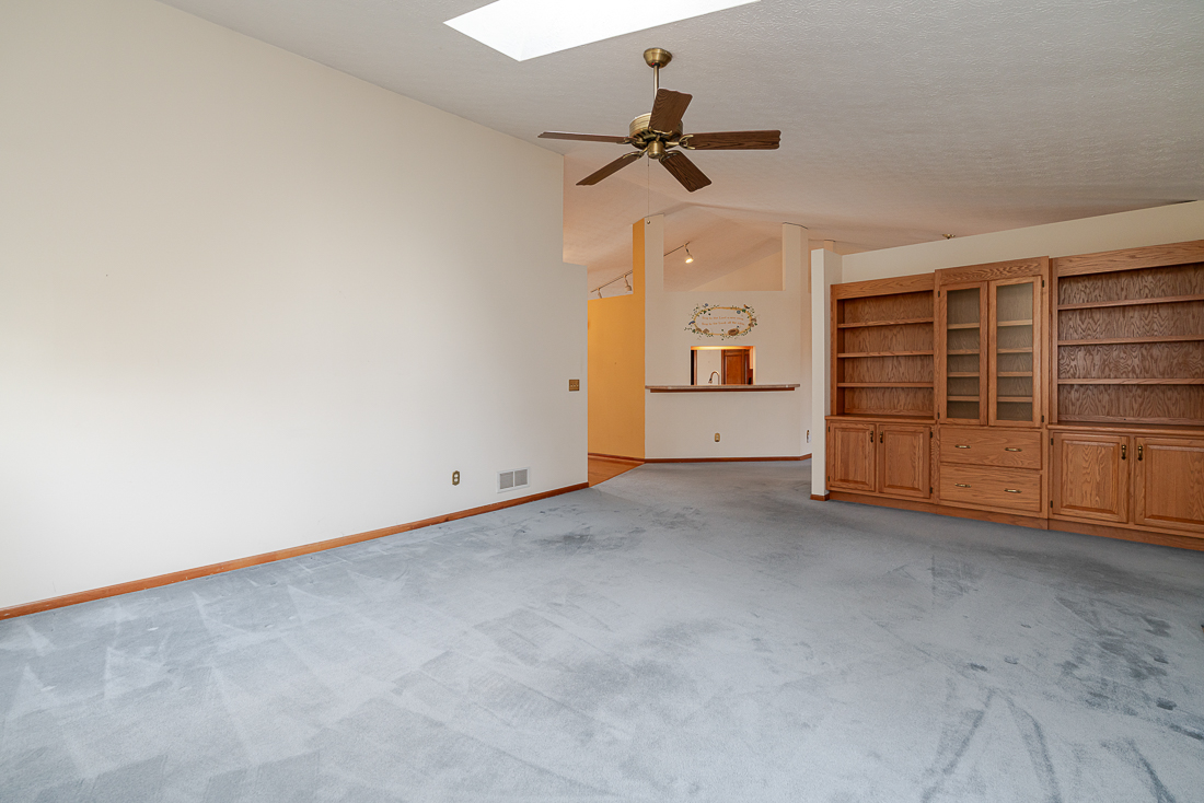 6392 CLAYPOOL Ct--14