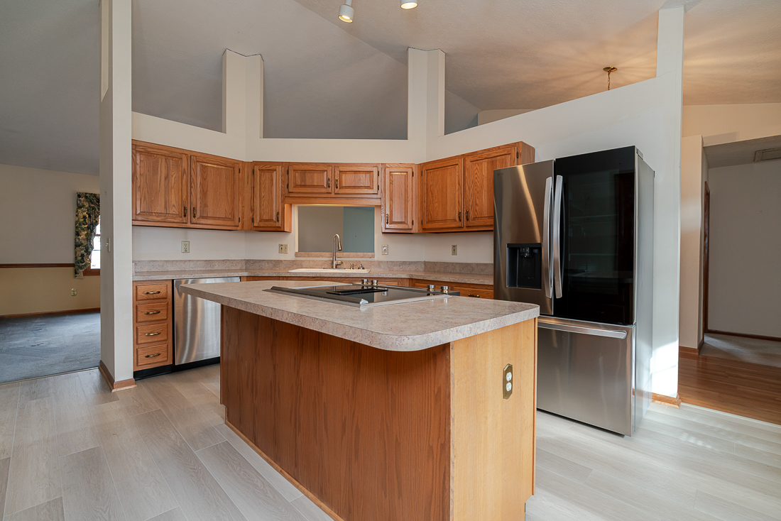 6392 CLAYPOOL Ct--21