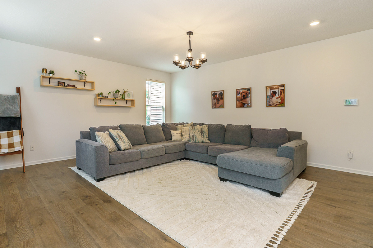 643 Buena Park Dr.-15