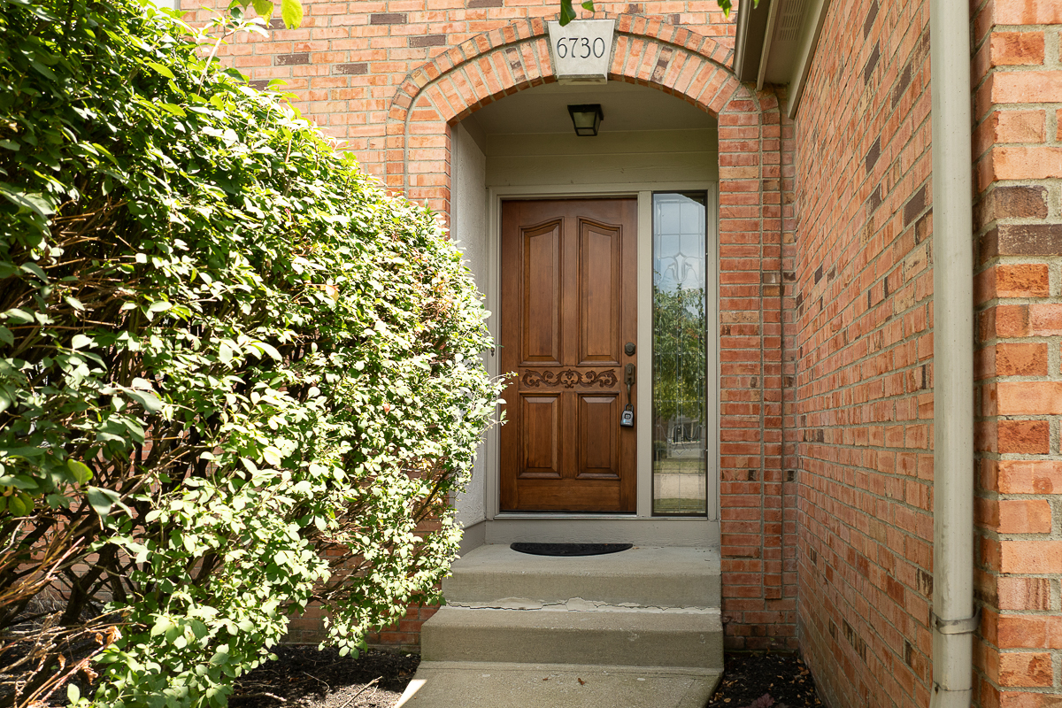 6730 Kensington Way-8