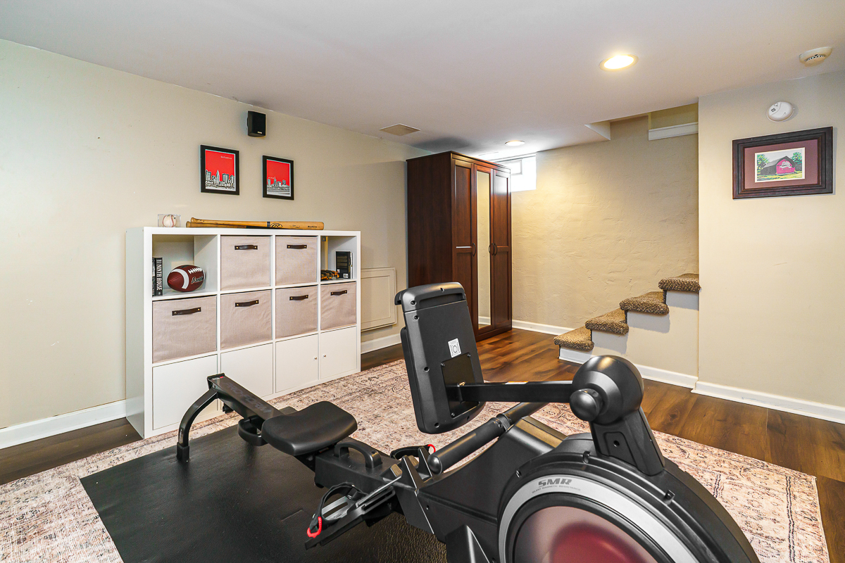 698 s Remington Rd-13