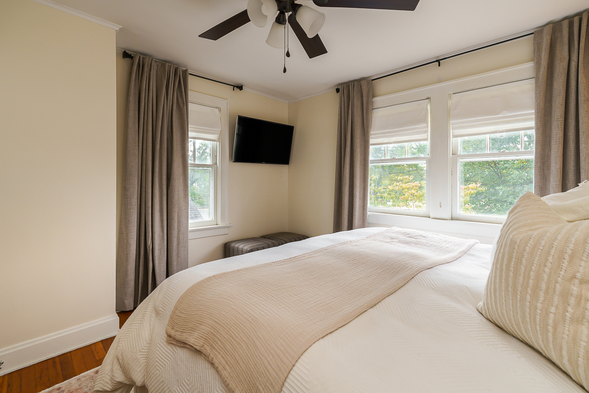 698 s Remington Rd-36