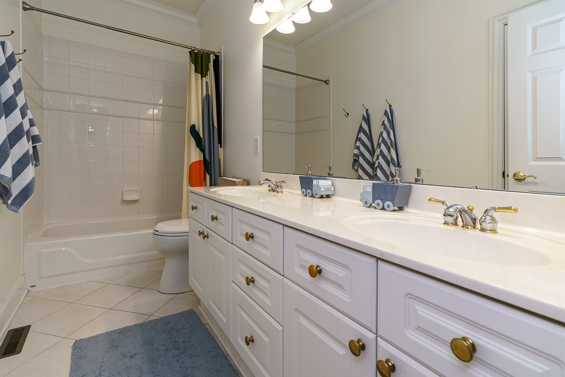 7444 Farmington Close-60