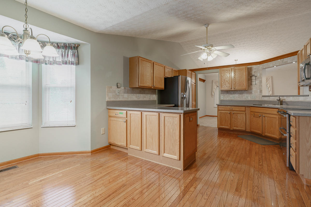 7962 Earldale Ct-19