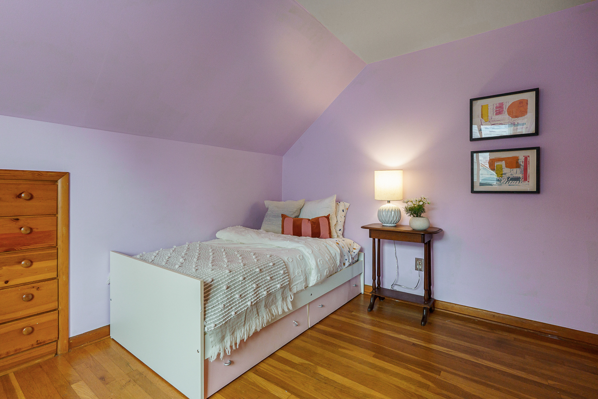 799 Montrose Ave-34
