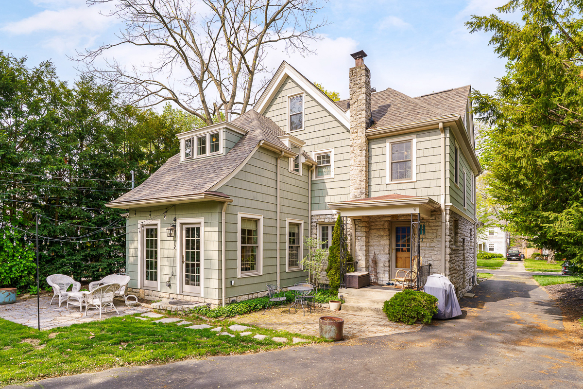 84 N Ardmore Rd-16