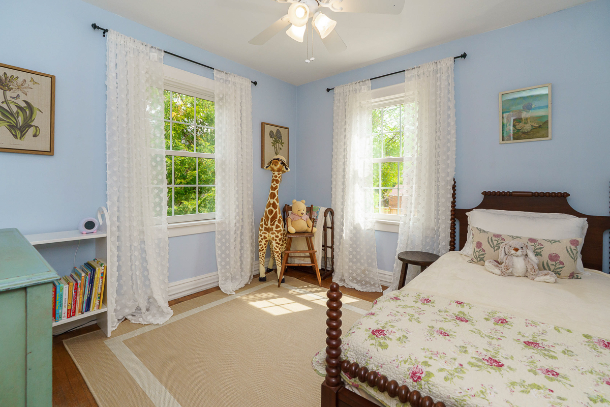 84 N Ardmore Rd-39
