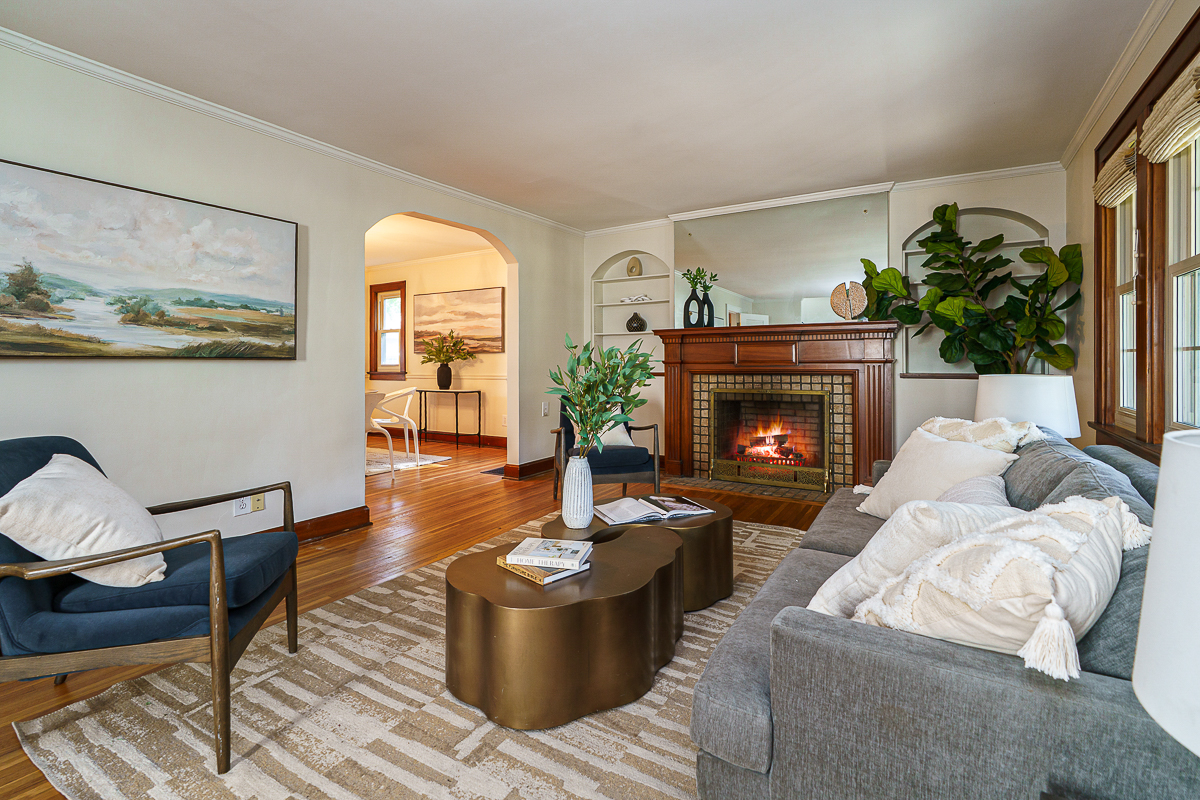 96 N Cassingham Rd-12