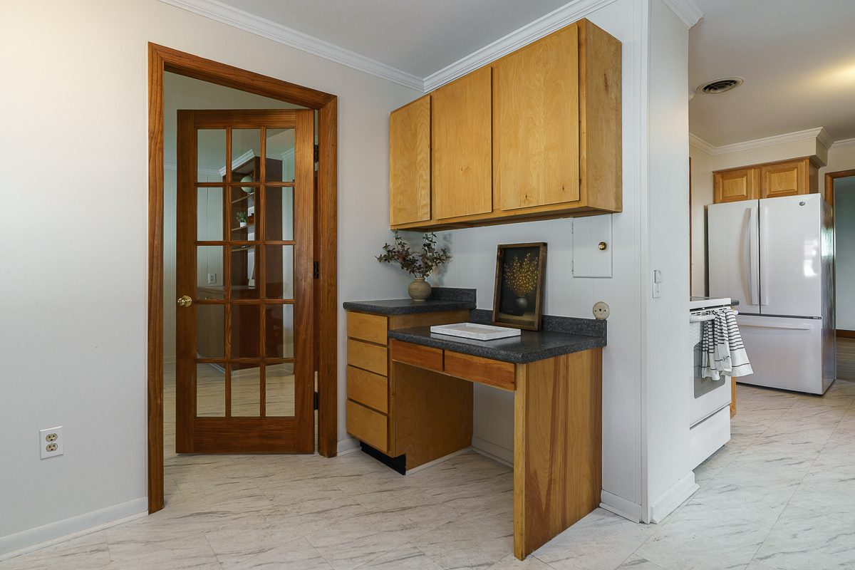 96 N Cassingham Rd-28