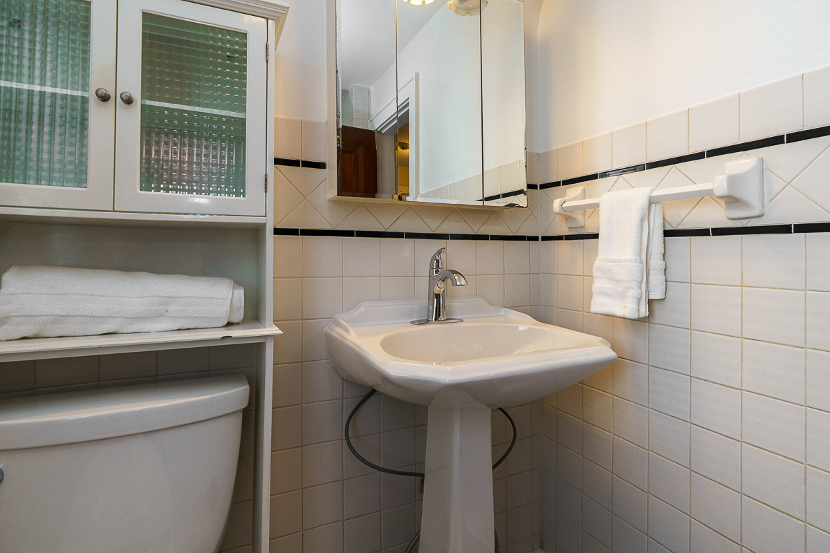 96 N Cassingham Rd-36