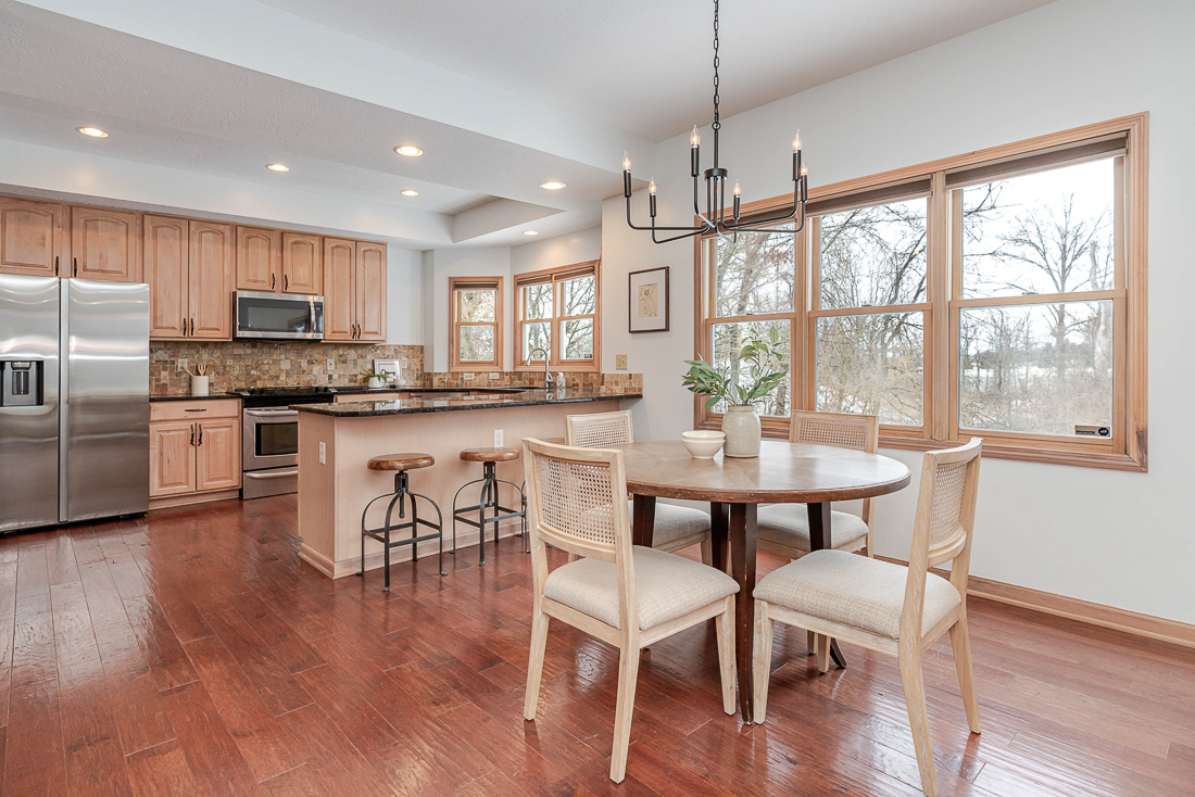 9800 Oxford Circle-22