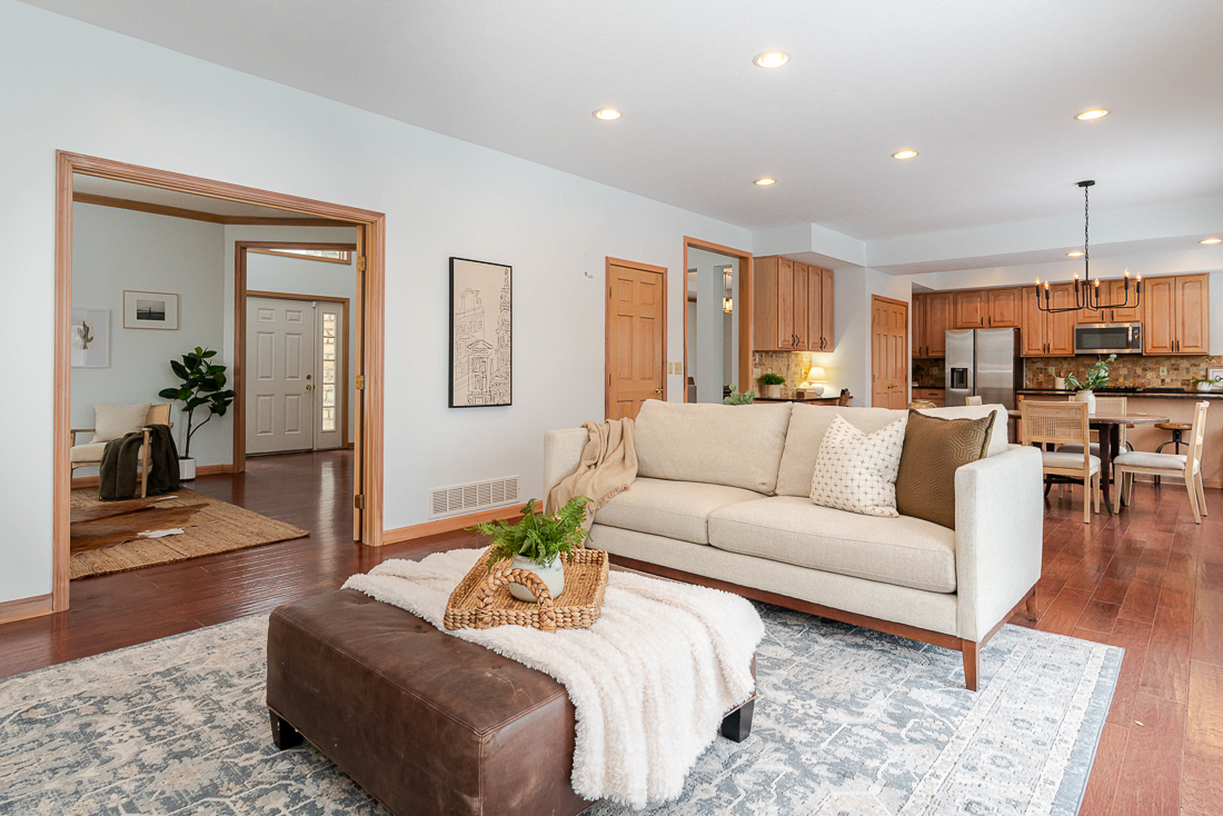 9800 Oxford Circle-31