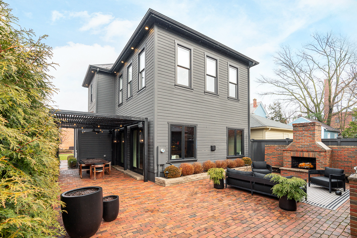 275 e Beck St-14