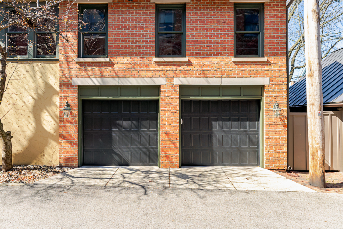 291 E Beck St ext-9
