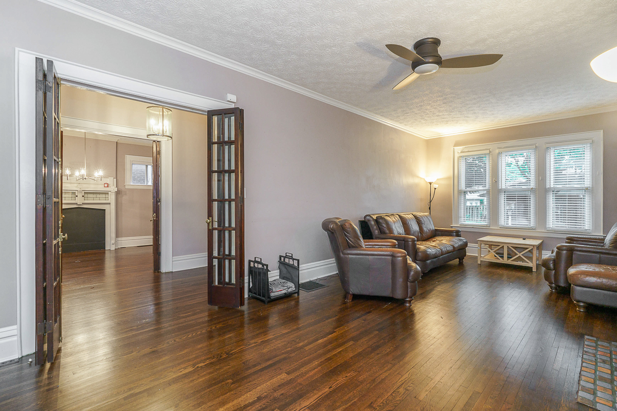 1833 Franklin Avenue-27