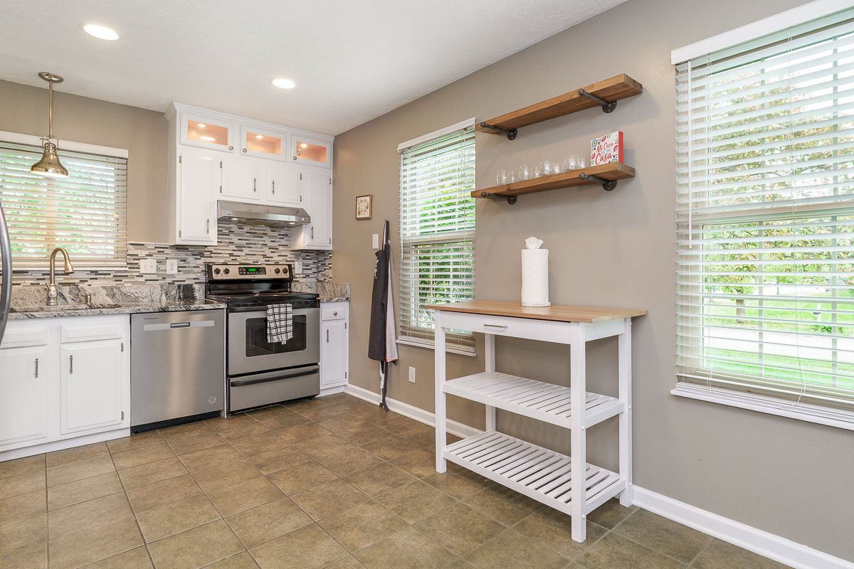 2135 JODILEE CT-24