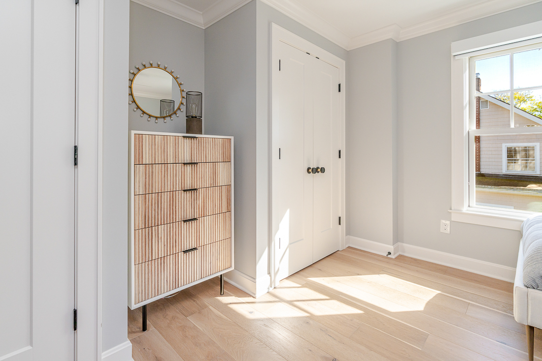 1968 N Devon Rd.-138