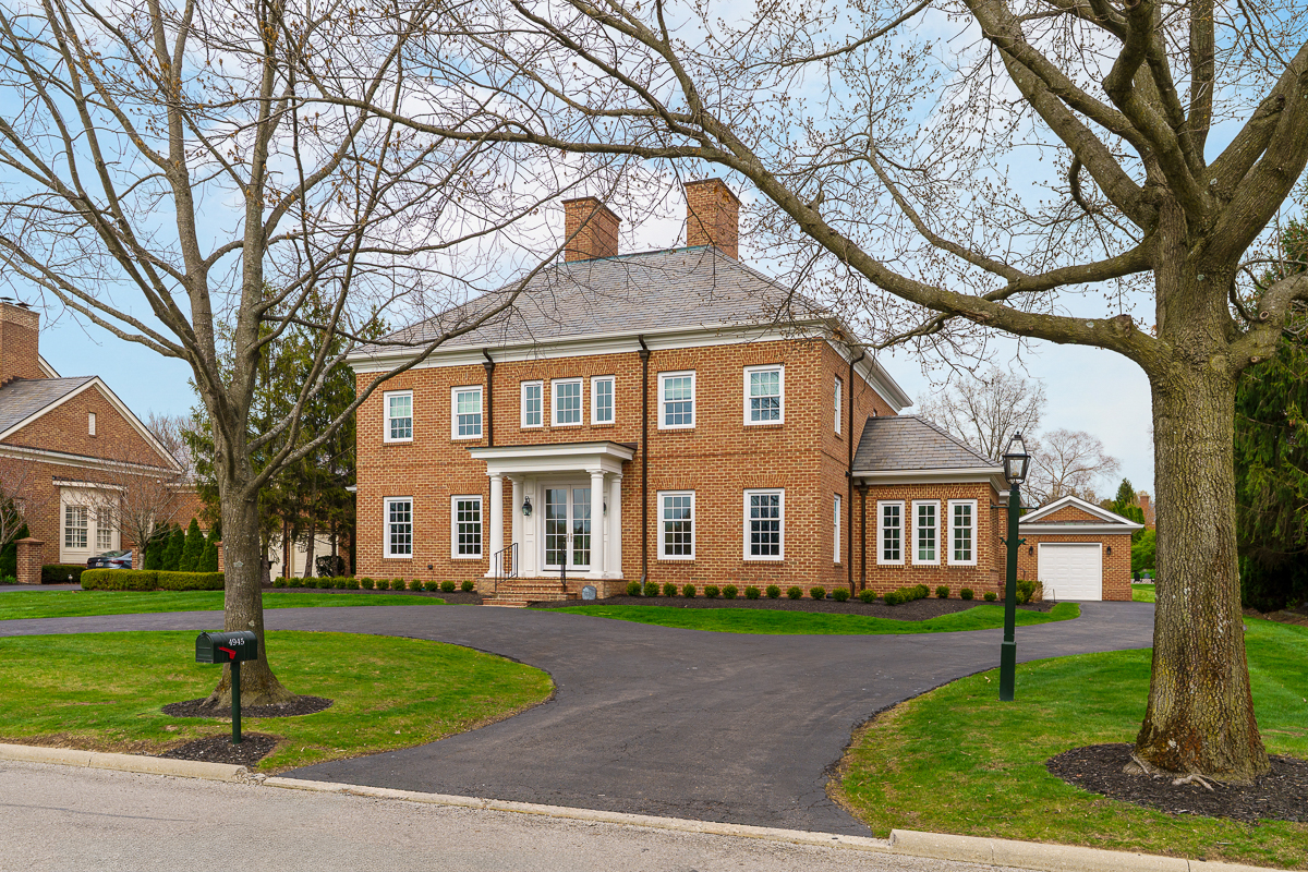 4945 Yantis Dr ext-9